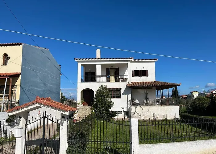 펜션 Korinthos House Plv Bolation